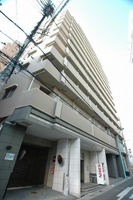 「西新宿五丁目」駅、徒歩3分