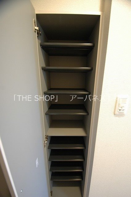 パレステュディオ渋谷本町 シューズボックス