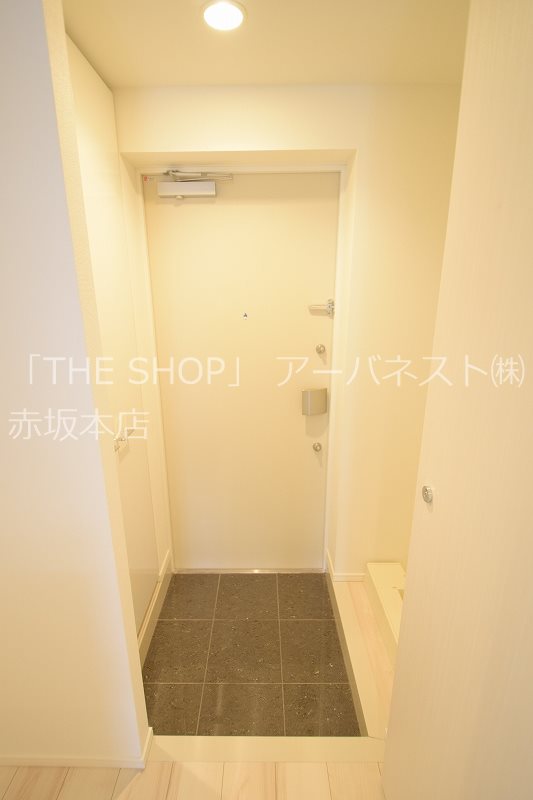 ヴォーガコルテ東中野 玄関