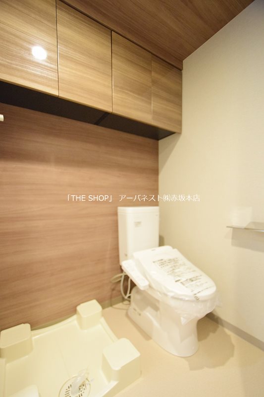 ベルグレード川崎ＡＺ トイレ上部に収納あり