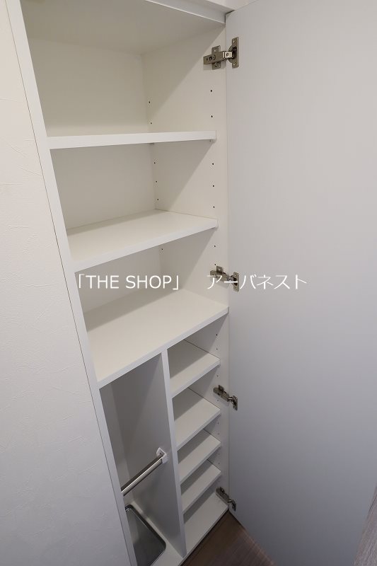 ヴォーガコルテ多摩川Ⅴ シューズボックス