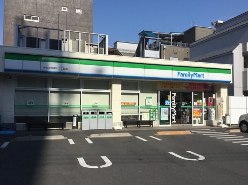 ヴォーガコルテ多摩川Ⅴ ファミリーマート 大田多摩川二丁目店