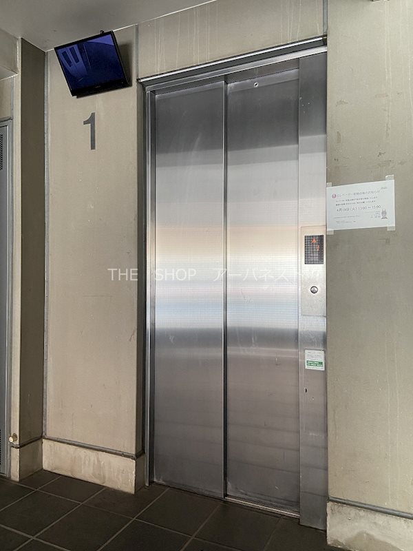 エルスタンザ代官山 モニタ付きエレベーター！