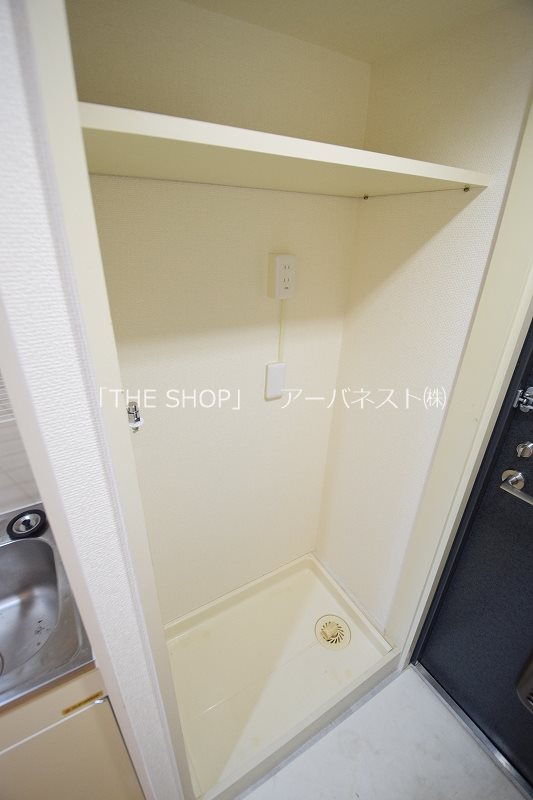 コスモリード北千束 同物件反転タイプの室内写真です