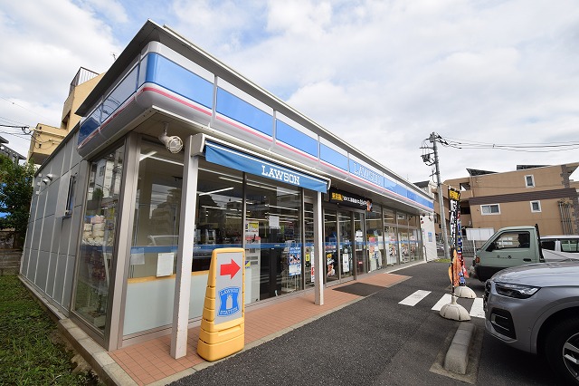 ＡＸＡＳ鵜の木アジールコート ﾛｰｿﾝ 鵜の木一丁目店