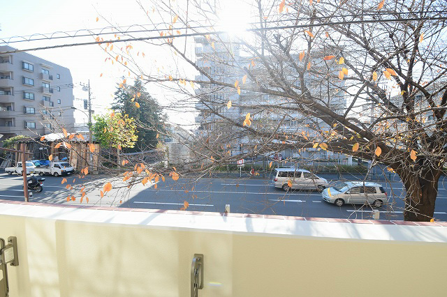 ヴォーガコルテ中村橋 目の前に建物がないので、良い眺めです