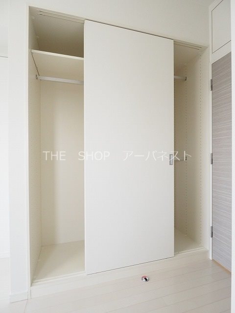 ヴォーガコルテ板橋本町アジールコート 大型クローゼット
