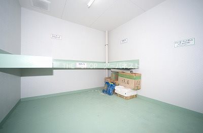 ヴォーガコルテ大森北 敷地内ごみ置き場