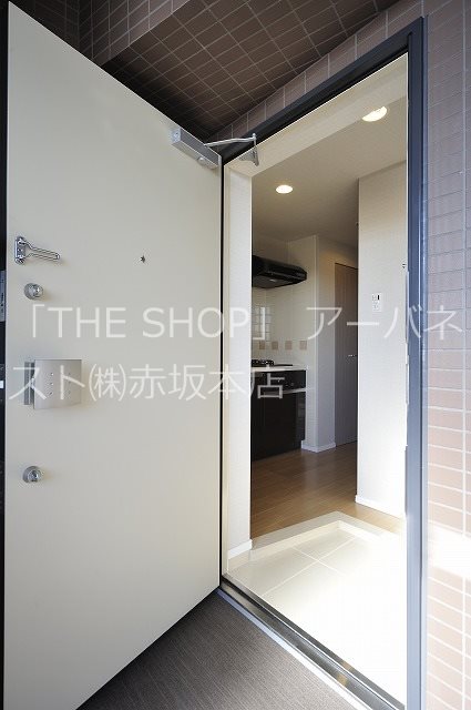 ヴォーガコルテ浅草橋Ⅱ 玄関