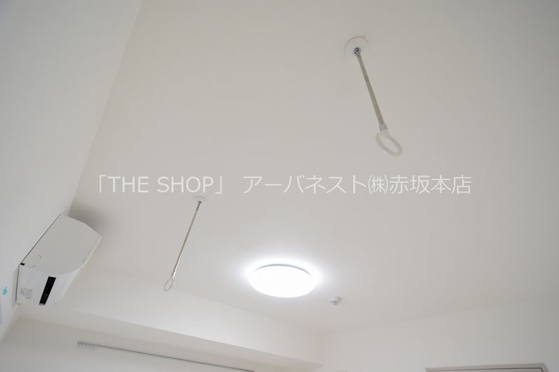 ヴォーガコルテ西蒲田 室内物干しフック