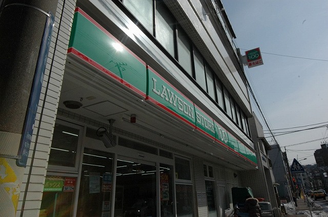 グリフォーネ横浜・中央 ﾛｰｿﾝｽﾄｱ100 LS西横浜店