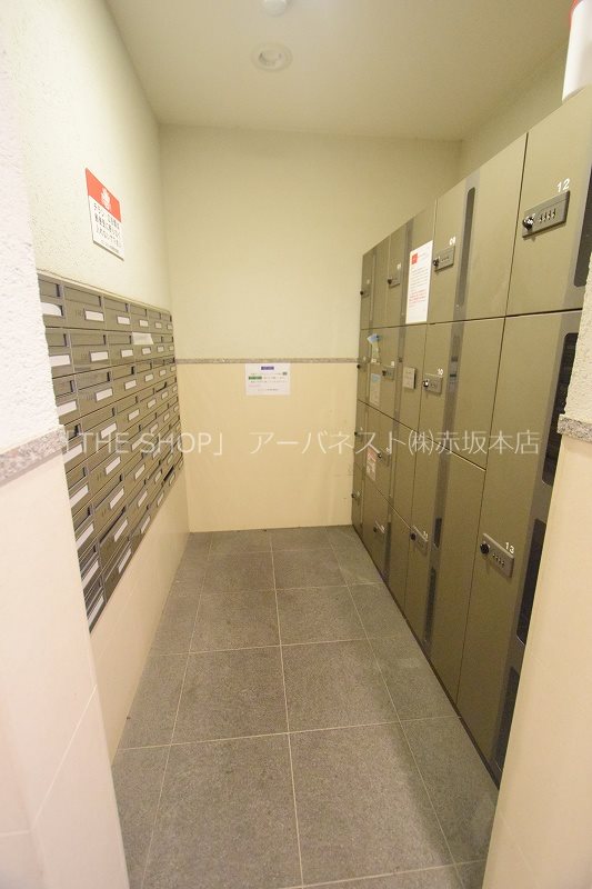 サンスタレ浅草 宅配ボックス