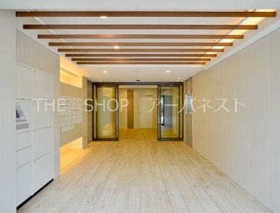 ヴォーガコルテ横濱阪東橋 お洒落なエントランスです！