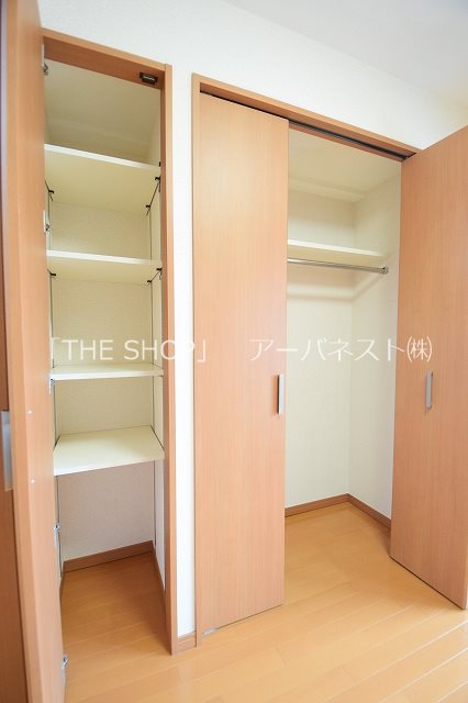 日神デュオステージ両国 クローゼット（反転タイプの写真です）