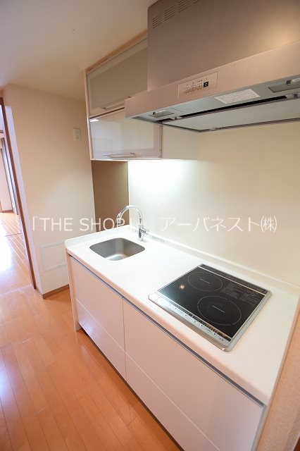 日神デュオステージ両国 ２口のIHキッチン（反転タイプの写真です）